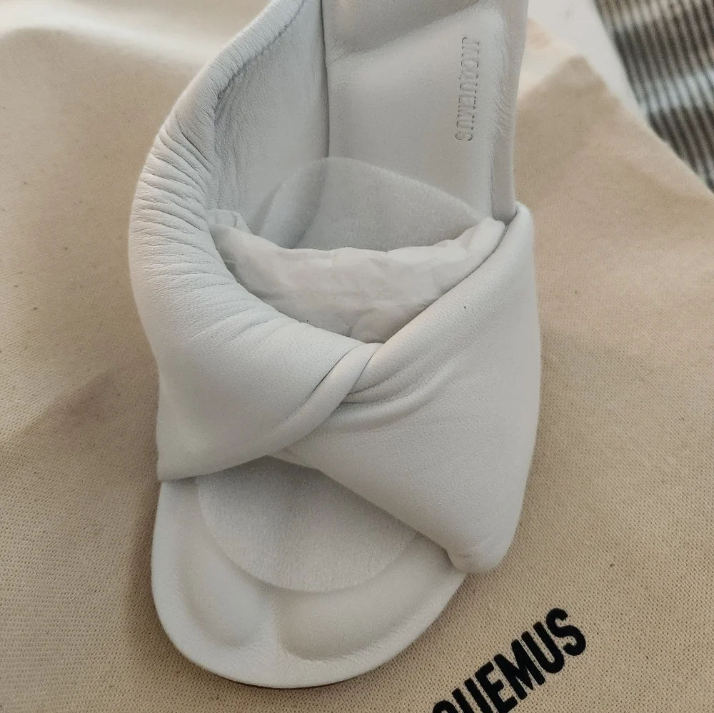 Jacquemus Bagnu White Leather Heels Size 7.5